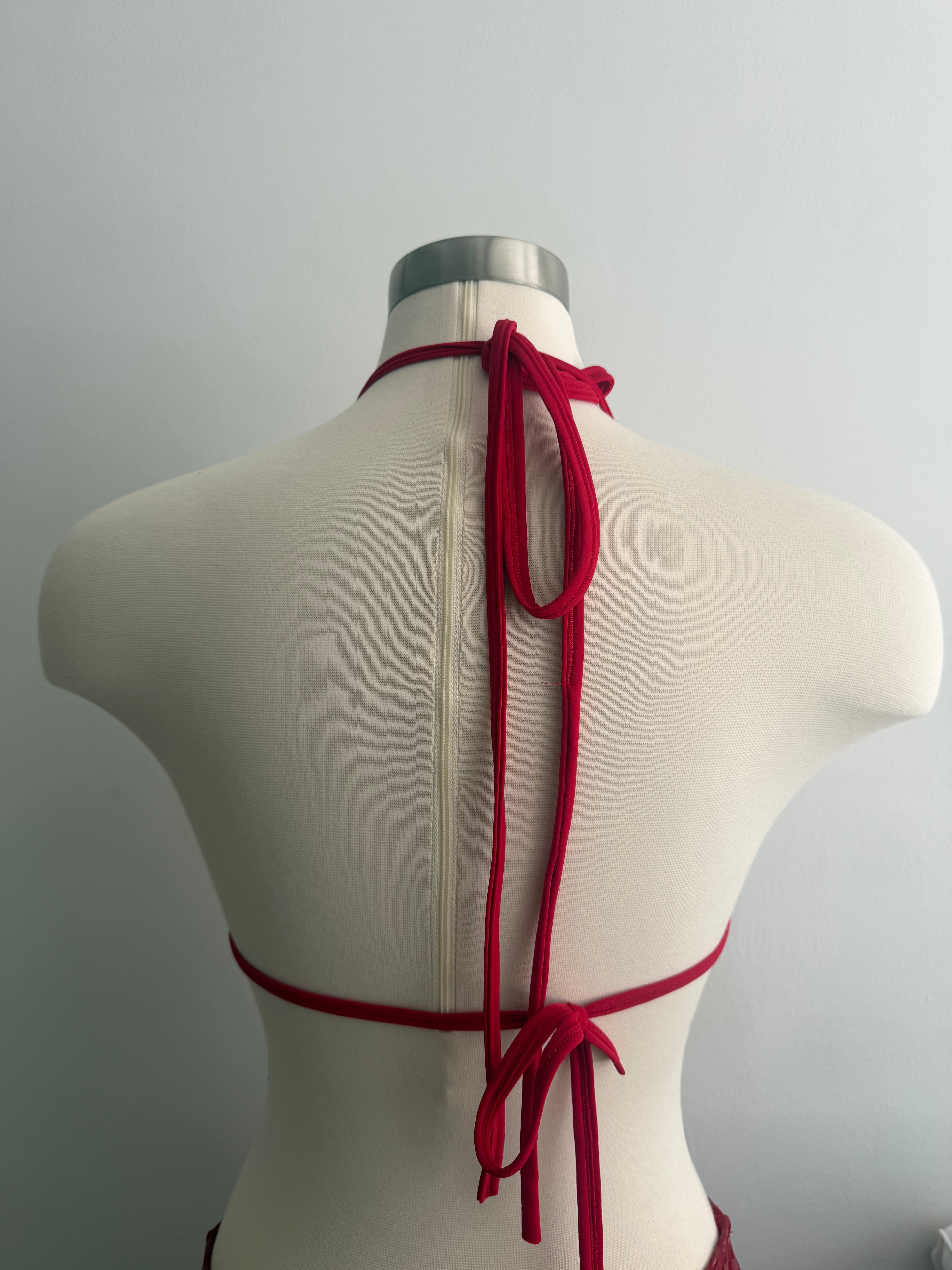 Resonance Vinyl Triangle Top – Red